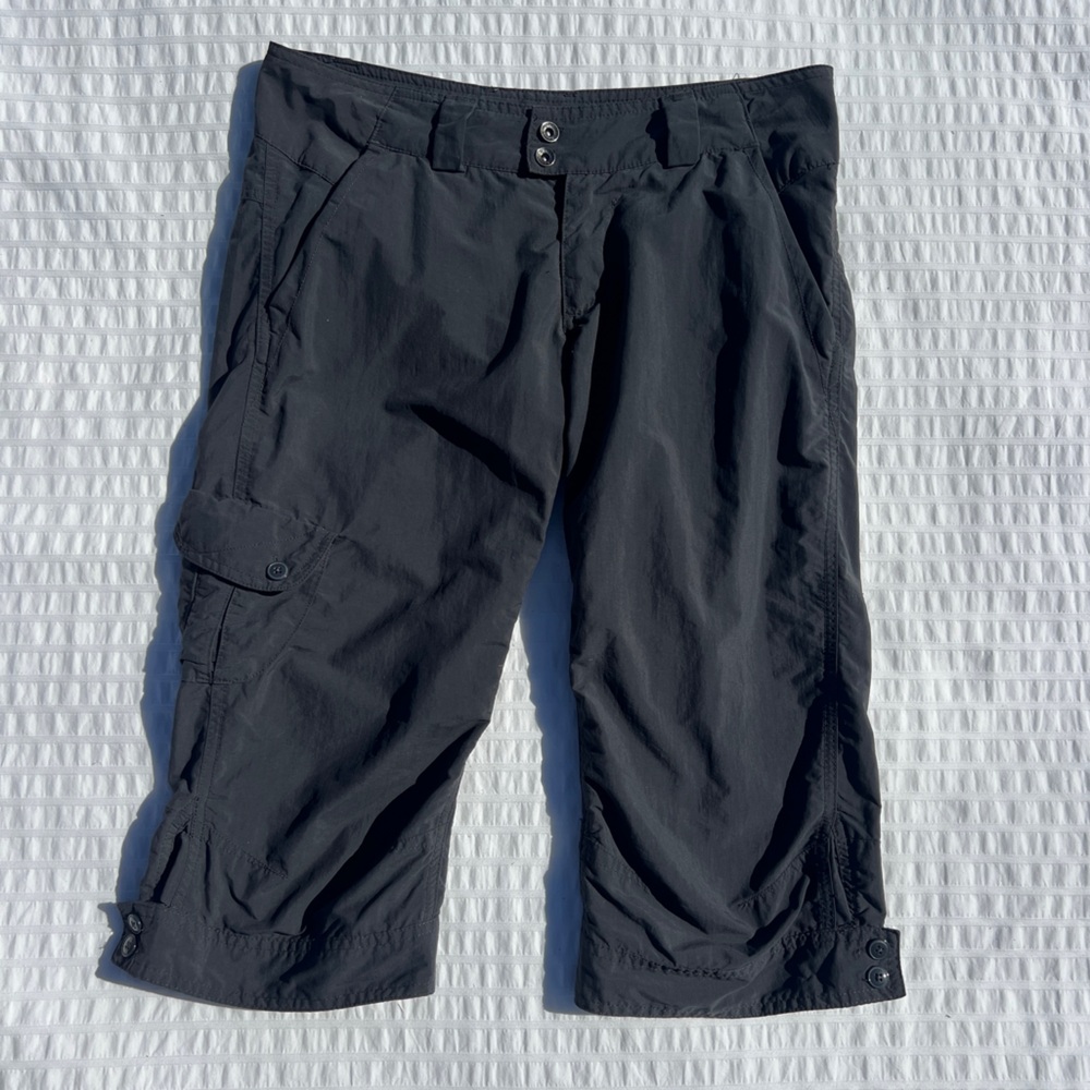 Helly Hansen Grey Cargo Pedal Pusher Bermuda Shorts, 28